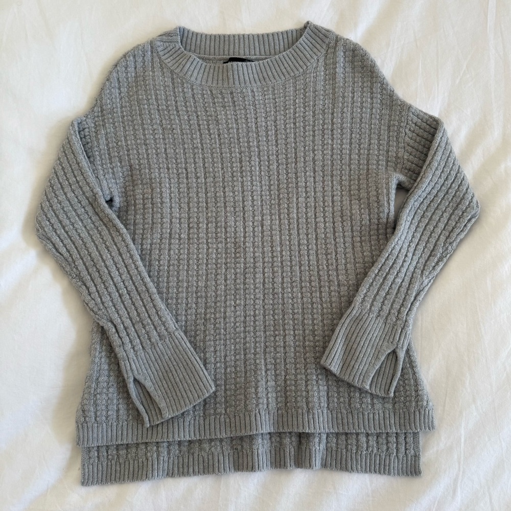 Ann Taylor Size S Cozy Gray Women's Sweater